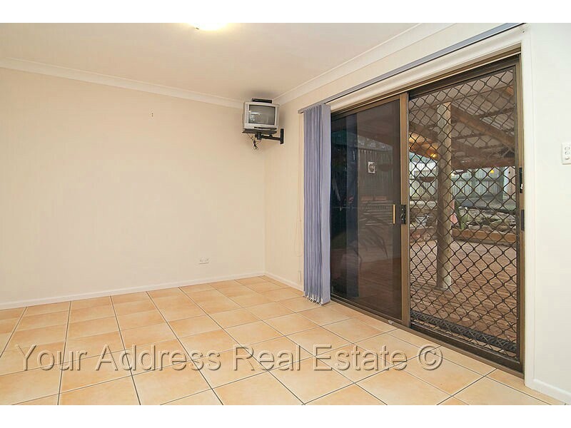 22 Dracon Street, Regents Park QLD 4118