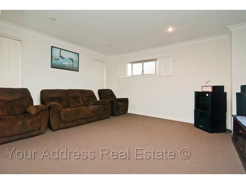 15 Rasmussen Avenue, Marsden QLD 4132