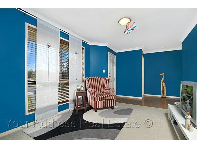 7 Butia Close, Regents Park QLD 4118