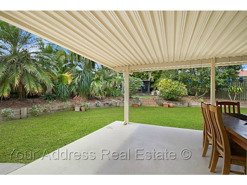 7 Butia Close, Regents Park QLD 4118