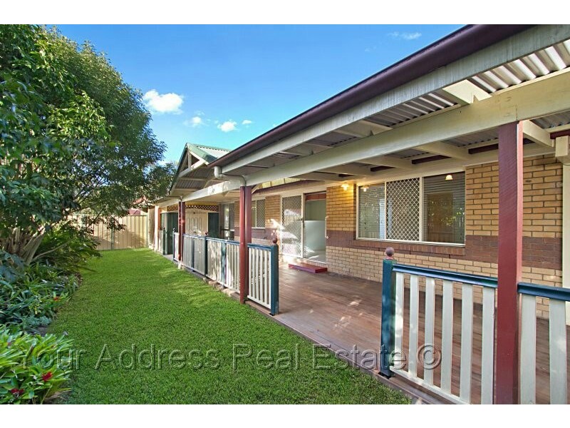 65 Regency Drive, Regents Park QLD 4118