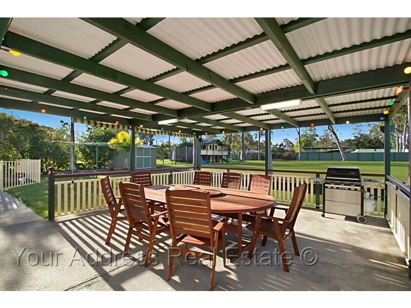 133-135 Merluna Road, Park Ridge South QLD 4125