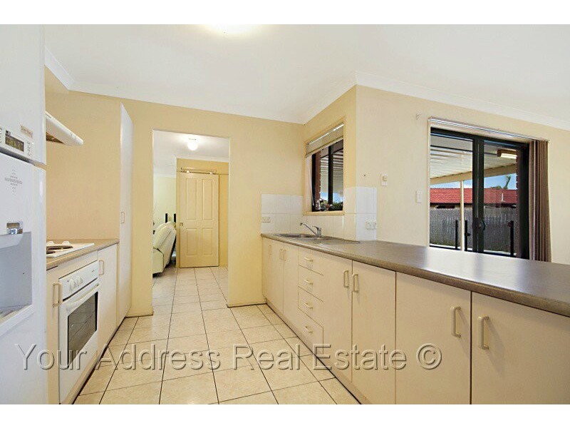 22 Paddies Crescent, Crestmead QLD 4132