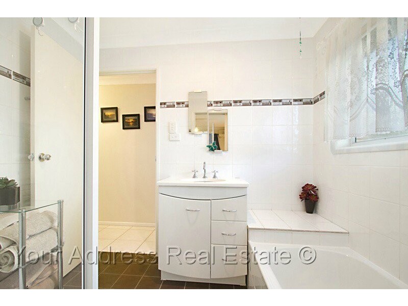 34 Wilton Crescent, Boronia Heights QLD 4124