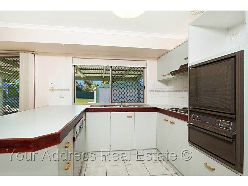 163 Emerald Drive, Regents Park QLD 4118