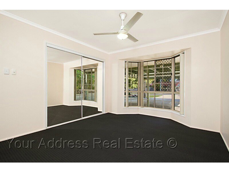 163 Emerald Drive, Regents Park QLD 4118