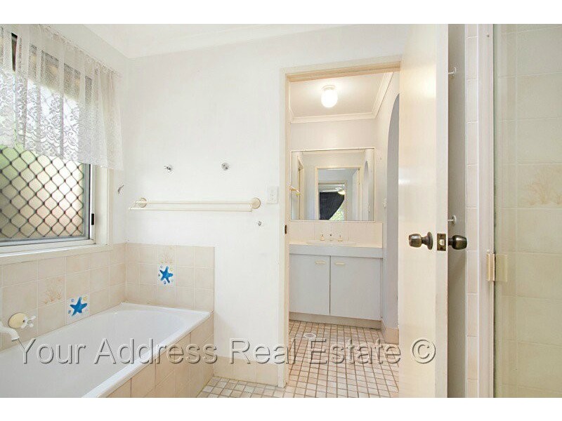 32 Hughes Street, Browns Plains QLD 4118