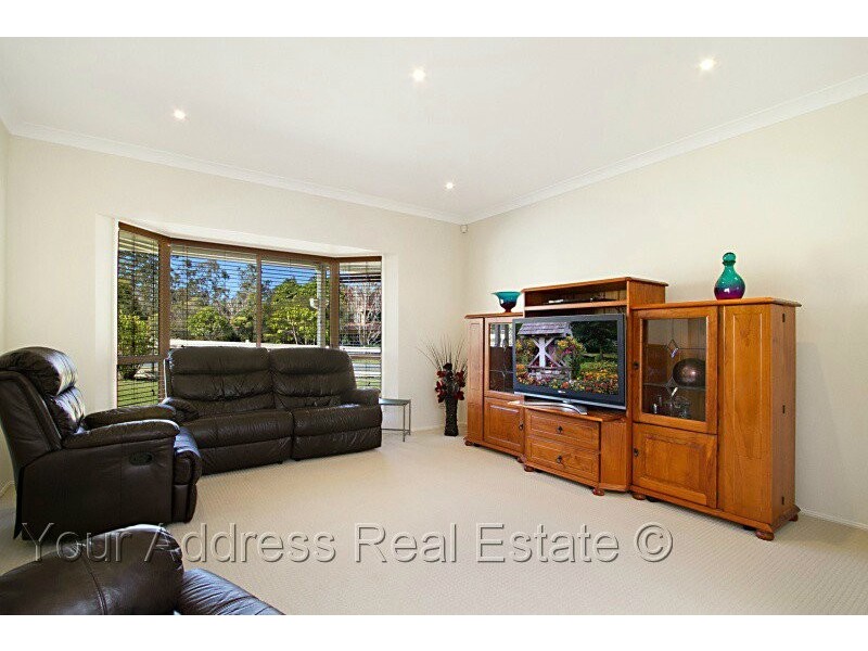 2 Silvereye Crescent, Greenbank QLD 4124