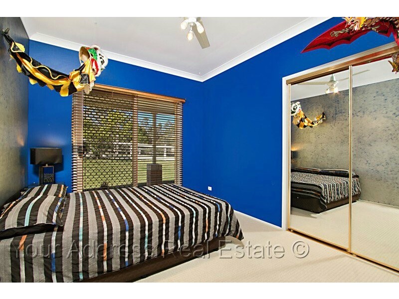 2 Silvereye Crescent, Greenbank QLD 4124