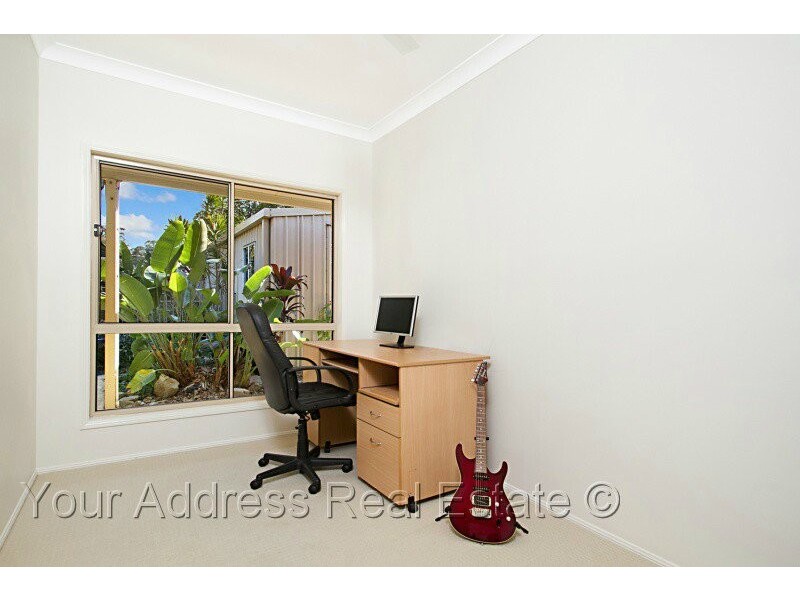 2 Silvereye Crescent, Greenbank QLD 4124