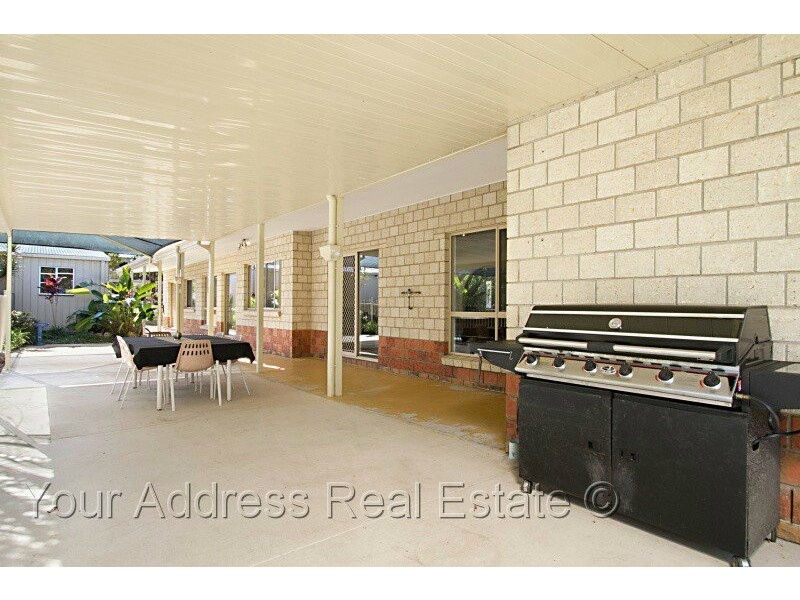 2 Silvereye Crescent, Greenbank QLD 4124