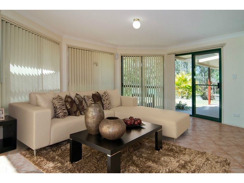 9 Platypus Drive, Greenbank QLD 4124