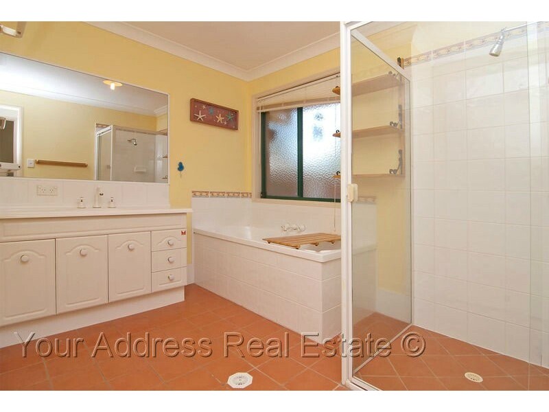 9 Platypus Drive, Greenbank QLD 4124