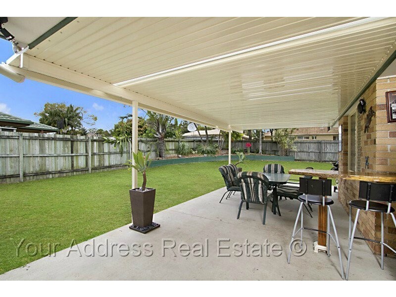 17 Noosa Court, Hillcrest QLD 4118