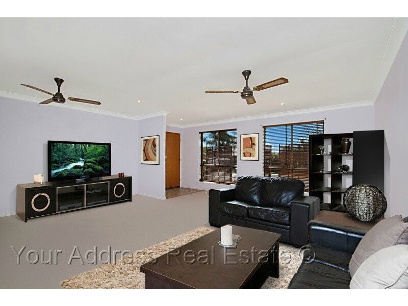 111 Flinders Crescent, Boronia Heights QLD 4124