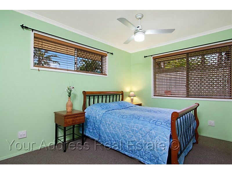 2 Watkinsia Court, Regents Park QLD 4118
