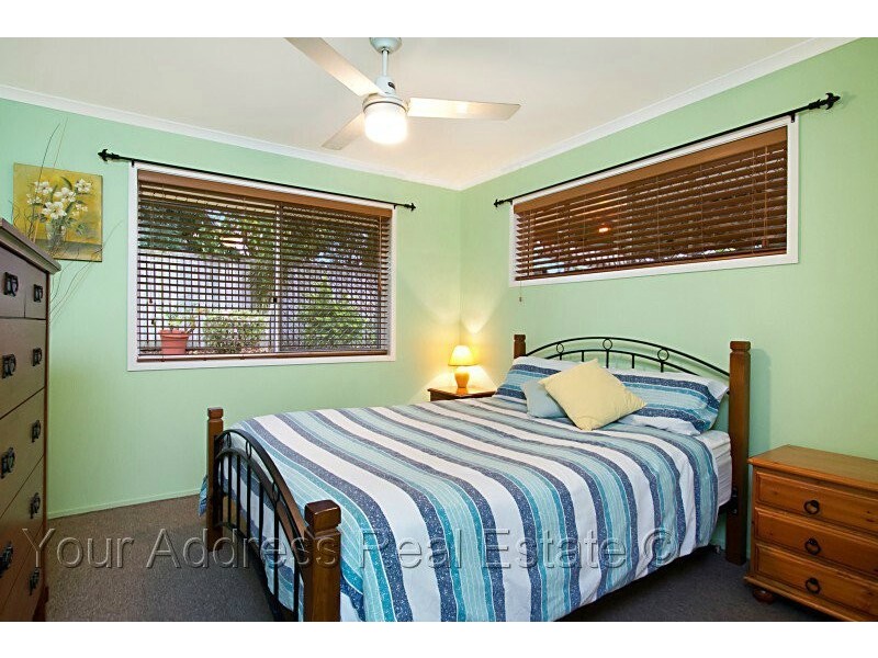 2 Watkinsia Court, Regents Park QLD 4118