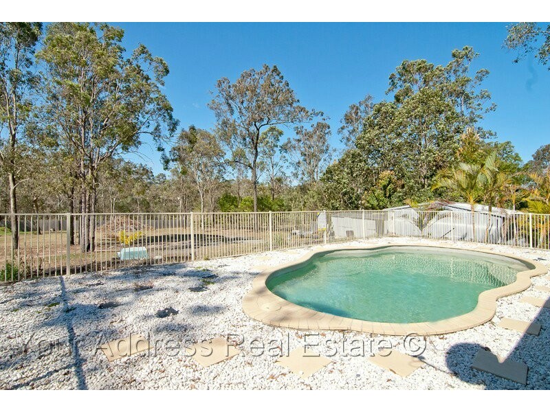 118 Horseshoe Crescent, New Beith QLD 4124