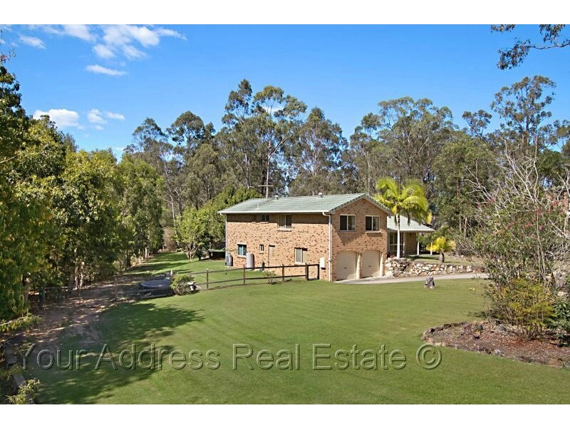 9 Tigercat Court, Greenbank QLD 4124