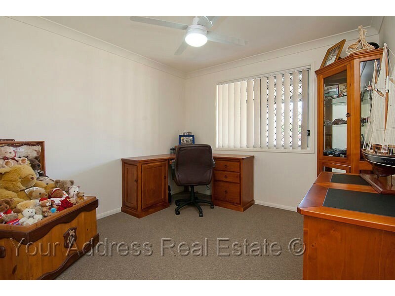 12 Gleditsia Close, Regents Park QLD 4118