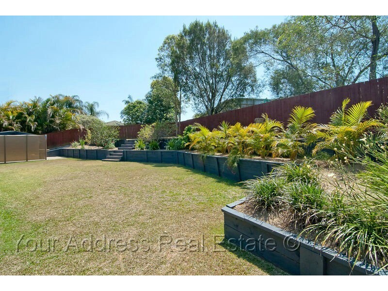 12 Gleditsia Close, Regents Park QLD 4118