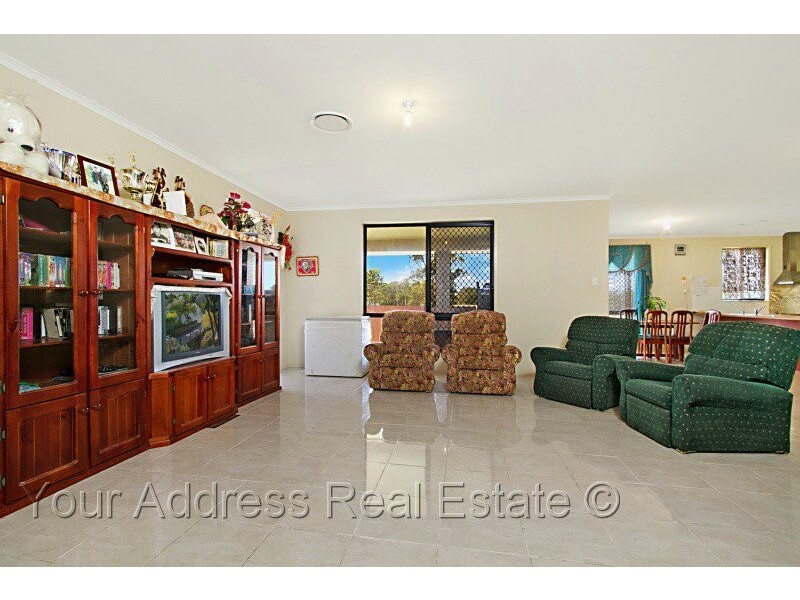 34 Bowerbird Close, Greenbank QLD 4124