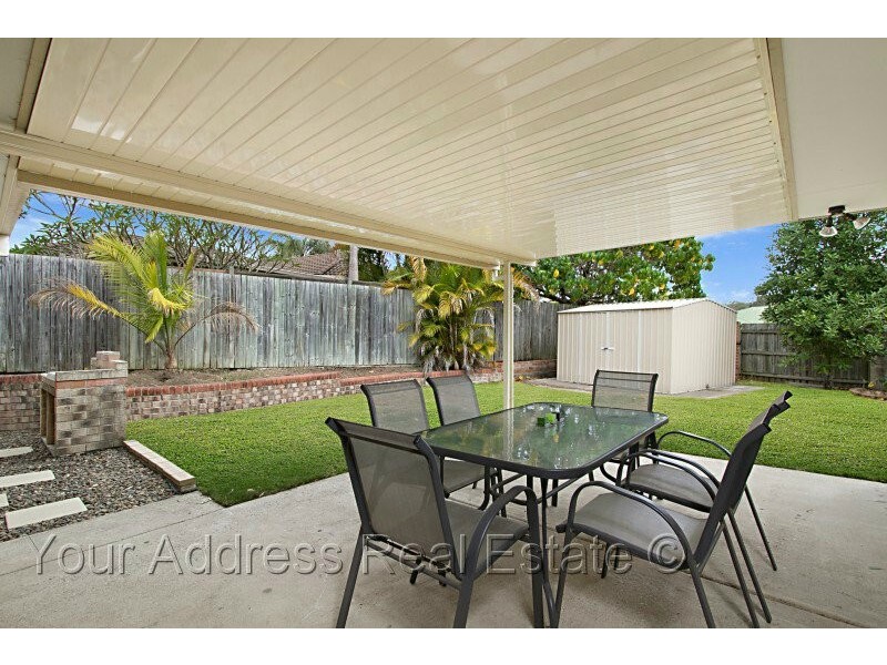 30 Benjamina Circuit, Regents Park QLD 4118
