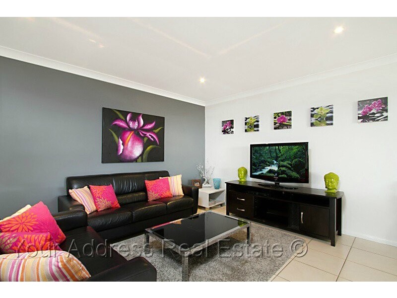 23 Glenelg Place, Parkinson QLD 4115