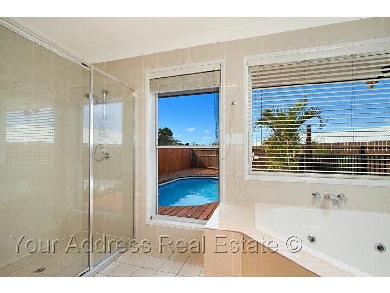 23 Glenelg Place, Parkinson QLD 4115