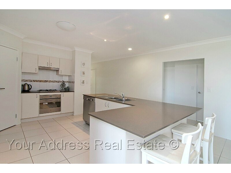 18 Prestige Drive, Marsden QLD 4132
