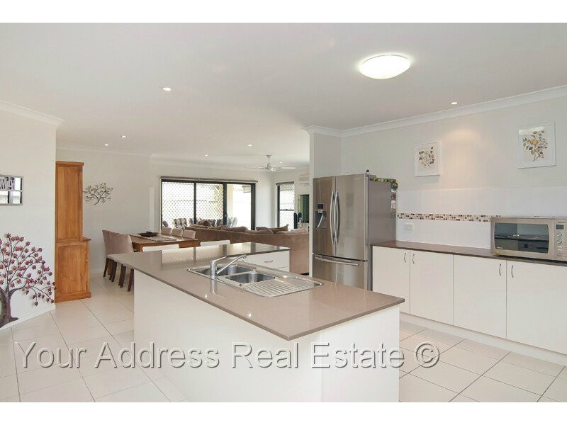 18 Prestige Drive, Marsden QLD 4132