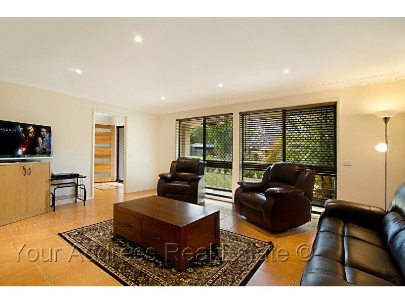 46 Sweetgum Street, Hillcrest QLD 4118