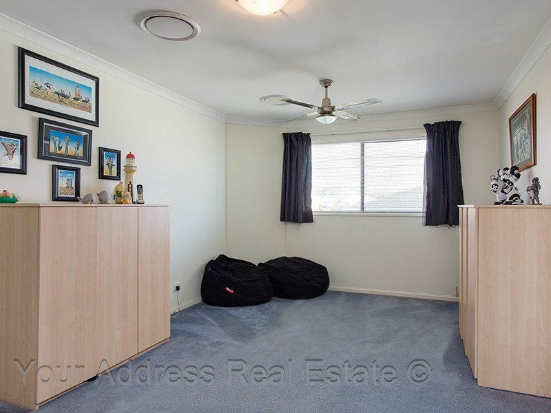 9 Maryland Drive, Regents Park QLD 4118