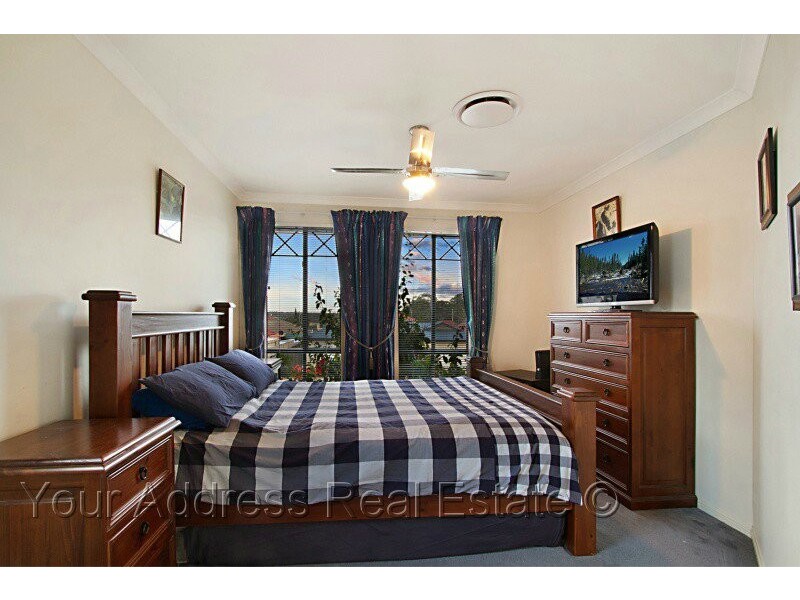 9 Maryland Drive, Regents Park QLD 4118