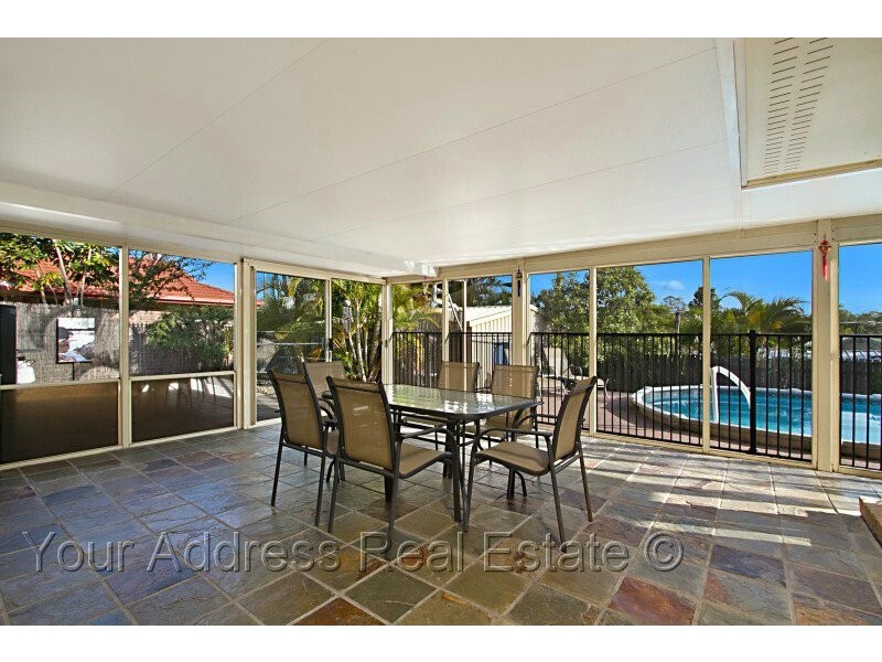 16 Virosa Court, Regents Park QLD 4118