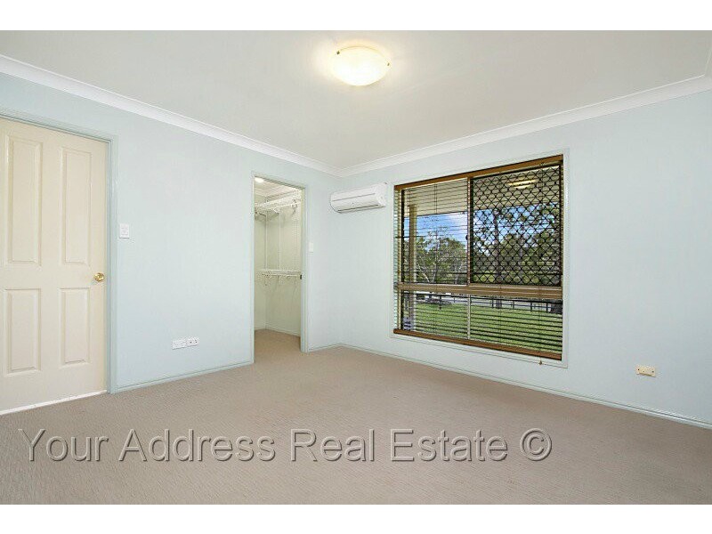 111 Thylungra Road, Park Ridge South QLD 4125
