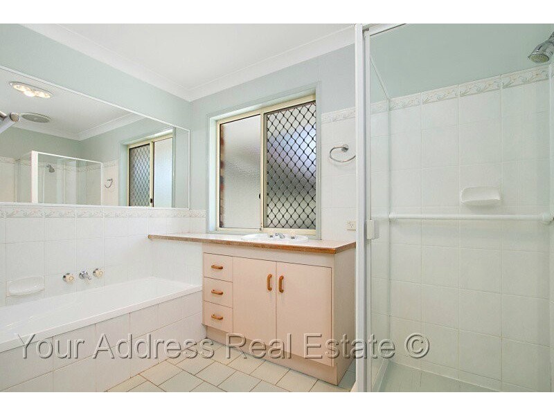 111 Thylungra Road, Park Ridge South QLD 4125