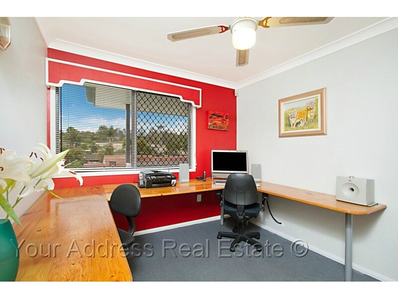 1 Mack Court, Boronia Heights QLD 4124