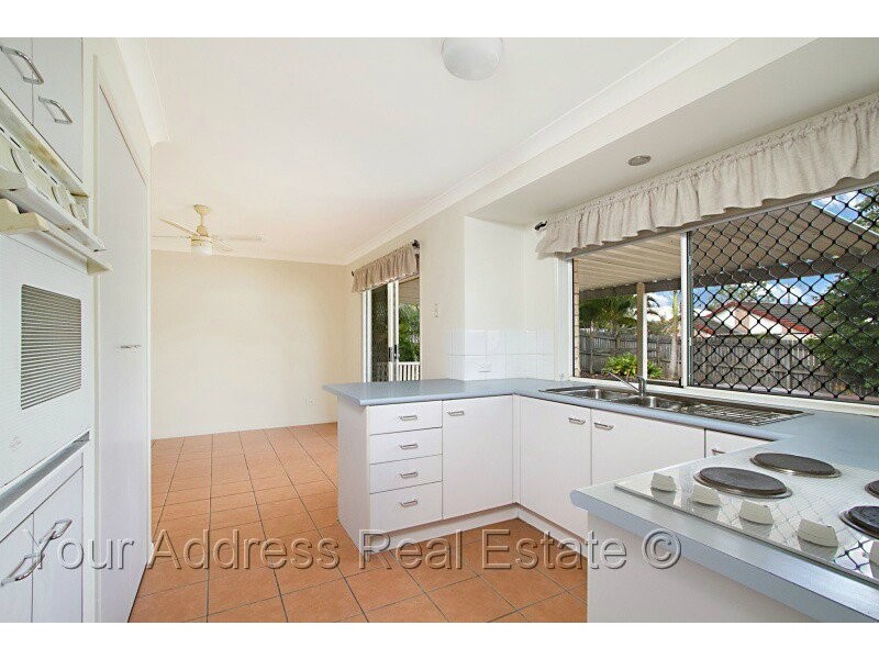 9 Indica Crescent, Regents Park QLD 4118