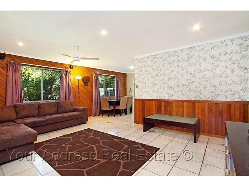1 Bushlark Street, Crestmead QLD 4132