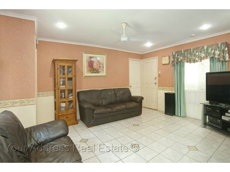 1 Bushlark Street, Crestmead QLD 4132