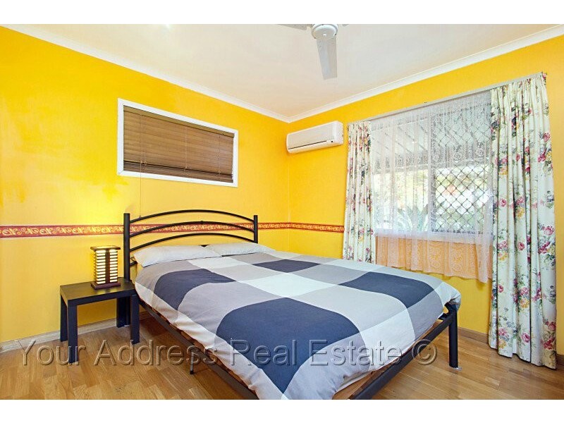 1 Bushlark Street, Crestmead QLD 4132