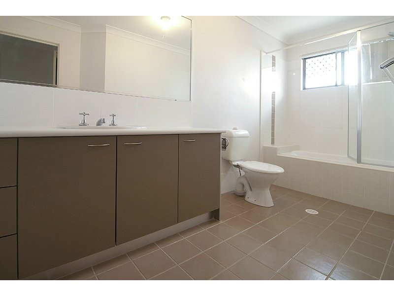 4/17 Fleet Street, Browns Plains QLD 4118