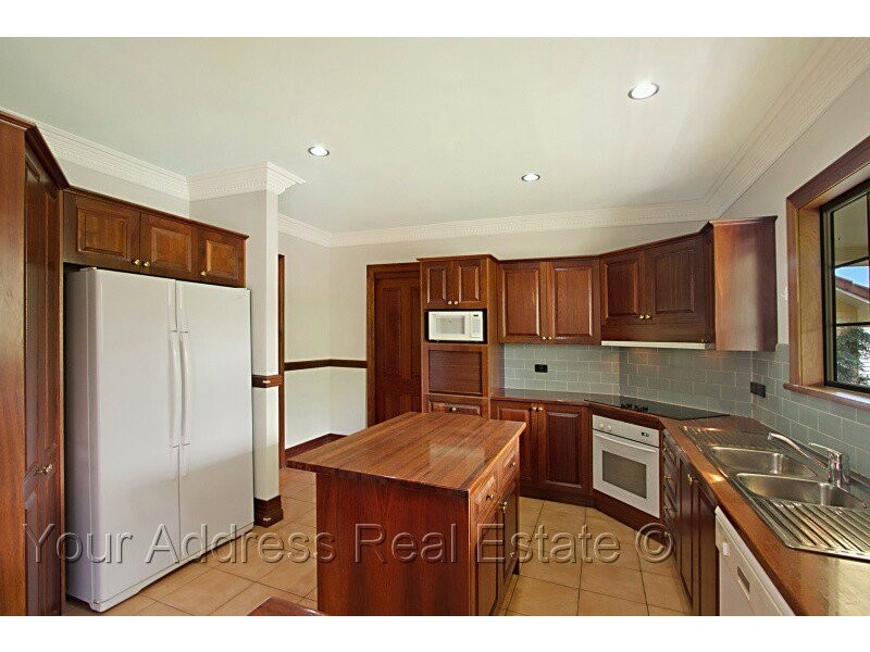 39 Spinebill Drive, Greenbank QLD 4124