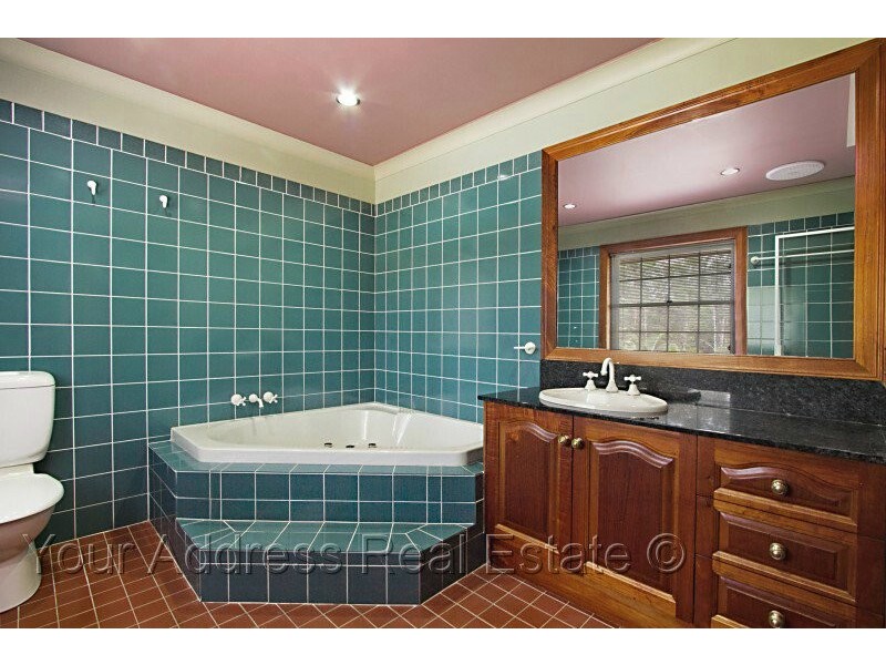 39 Spinebill Drive, Greenbank QLD 4124