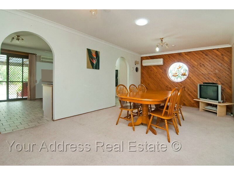 89 Chesterfield Road, Park Ridge South QLD 4125