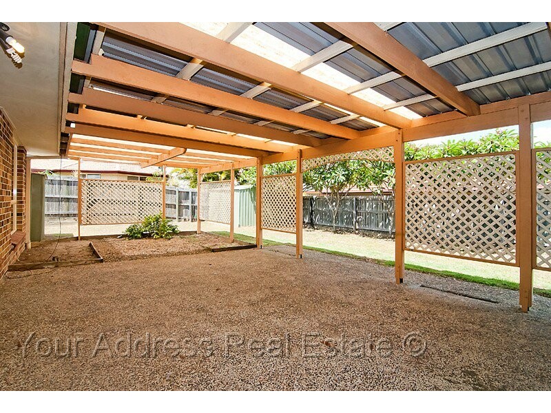 92 Lamberth Road, Regents Park QLD 4118