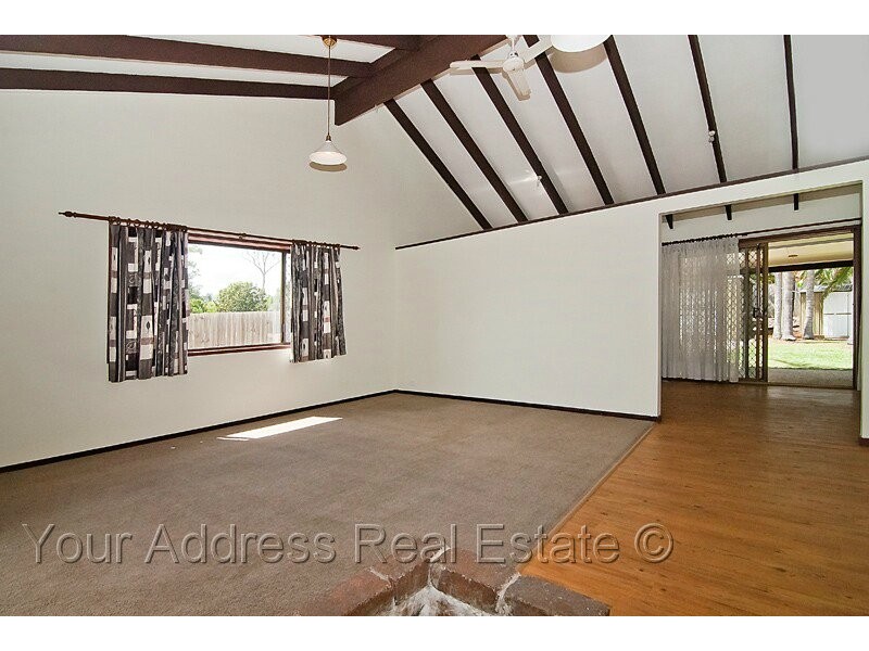 57 Estramina Road, Regents Park QLD 4118