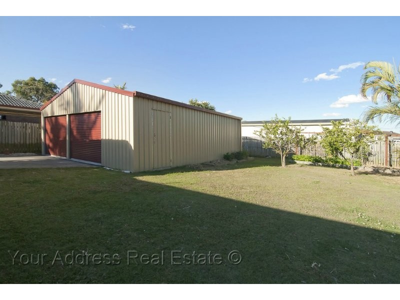 27 Emerald Drive, Regents Park QLD 4118
