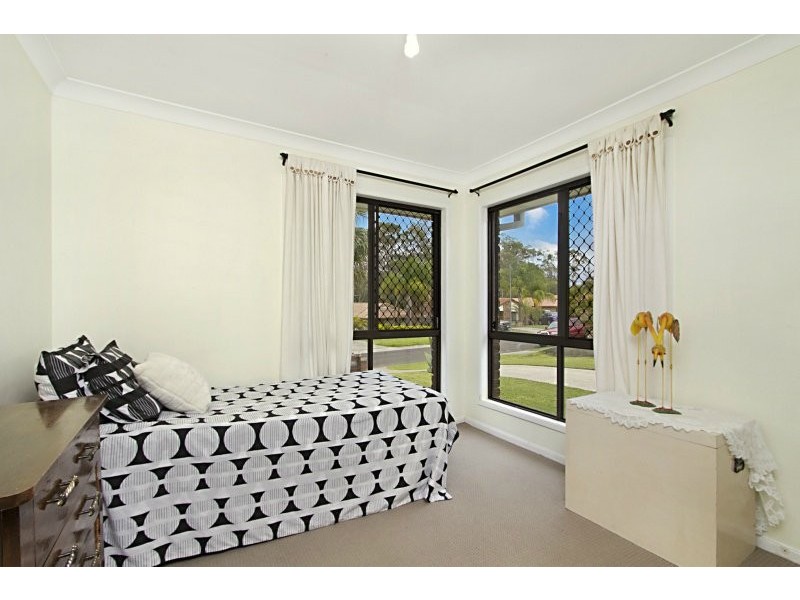 9 Myles Court, Boronia Heights QLD 4124